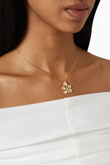 The First Bloom Diamond Necklace in 18kt Gold
