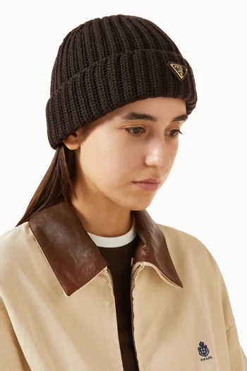 Logo Beanie in Virgin Wool