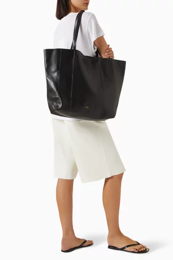 Roam Tote Bag in Calf Leather