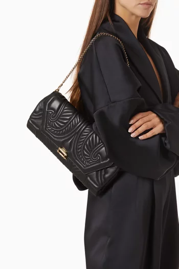 Lotus Clutch in Quilted Nappa