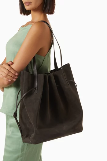 Scallop Tote Bag in Suede