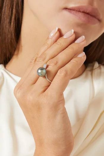 Tahitian pearl & Diamond Ring in 18kt Gold