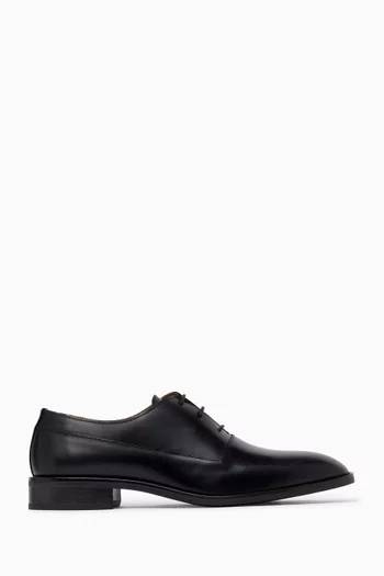 Oxford Lace-up Shoes in Leather