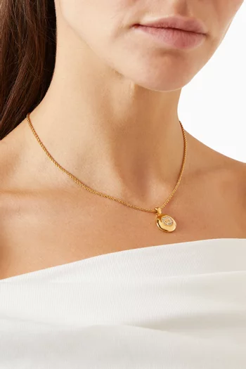 1990s Vintage Disc Shaped Pendant Necklace