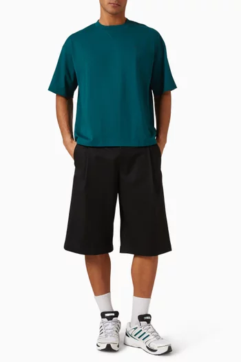 Premium Essentials T-shirt in Cotton
