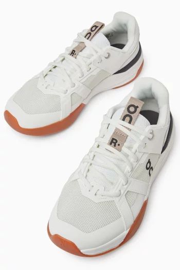 The Roger Pro Youth Sneakers