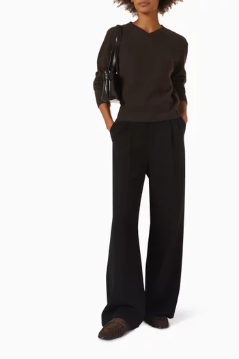 Gaelle V-neck Sweater in Organic Cashmere