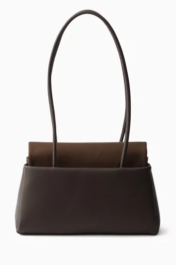 Medium Passage Shoulder Bag in Leather