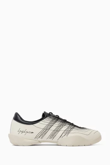 Regu Embroidered Sneakers in Leather