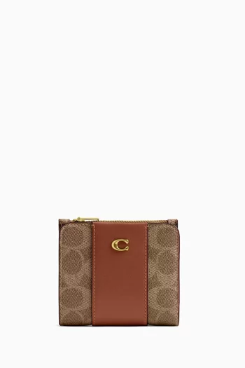 Essential Slim Billfold Wallet In Signature Leather