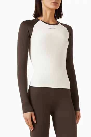 Signature Logo Top