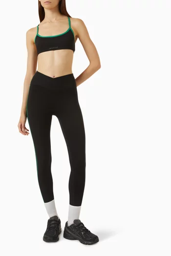 Reveal Sports Bra in Active Lite
