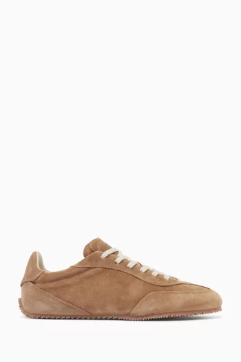 Daze Runner Sneakers in Suede