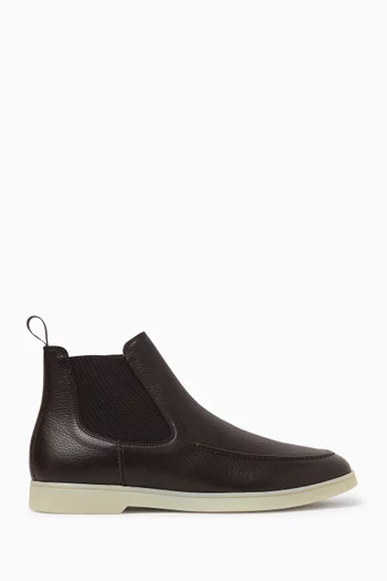 City Chelsea Boots in Oiled Suede
