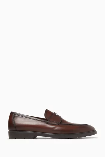 Pointer Loafers in Leather
