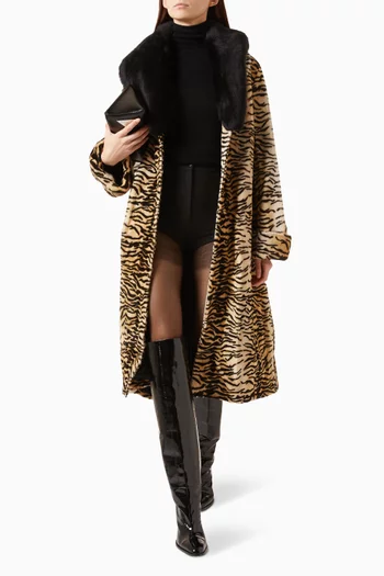 Nina Coat in Lamskin Shearling