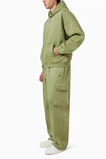 Brooklyn Oversized Cargo Pants in Fleece