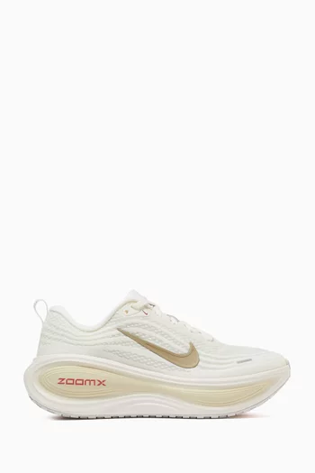 Vomero Plus Sneakers