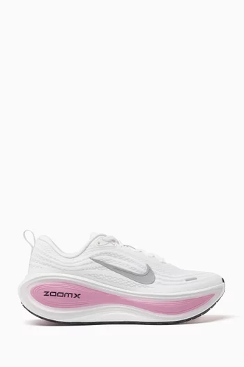Vomero Plus Sneakers