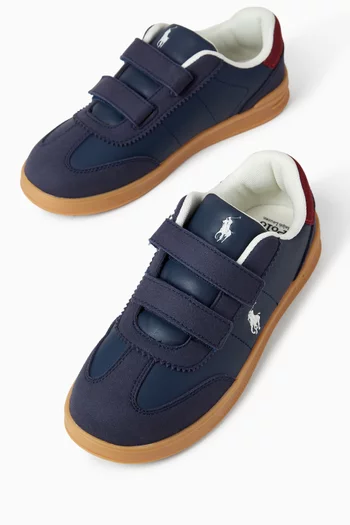 Hollis EZ Sneakers