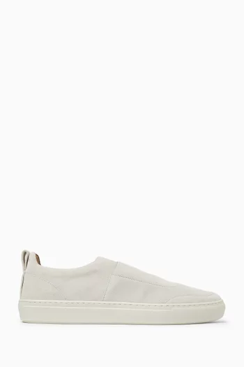 Bare Sneakers in Suede