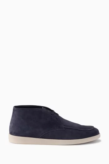 Chukka Boots in Suede
