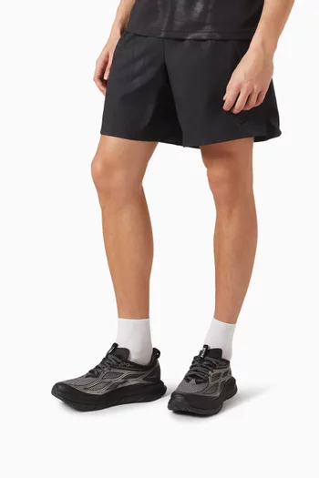 Mach Remastered Aura Sneakers