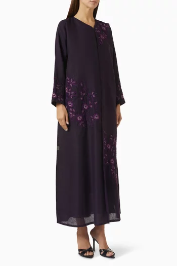 3D Thread Embellished Abaya in Linen