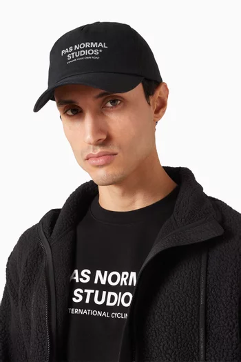 Off-race Cap in Cotton