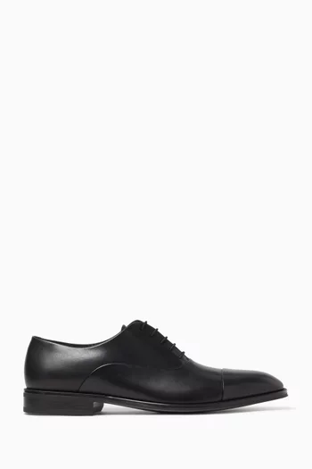 Derreck Cap-toe Shoes in Leather