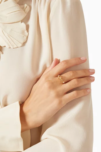 VLogo Floc Crystal Bow Ring in Metal