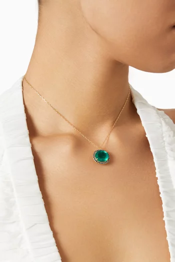 Round Emerald Pendant Necklace in 18kt Yellow Gold