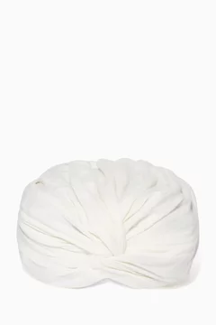 أبيض
