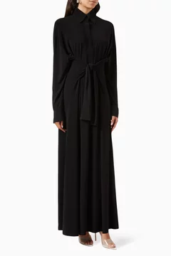 أسود