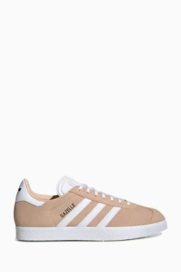 Pink suede 2025 adidas gazelle