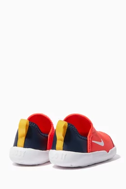 Lil swoosh nike deals