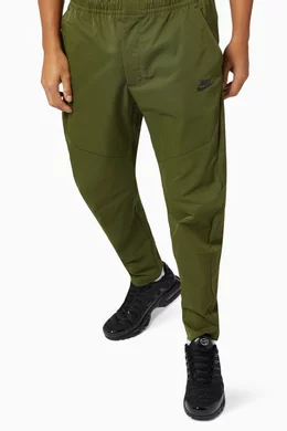 Buy Nike Green Sportswear Tech Essentials Commuter Pants For Men Online Ounass Oman