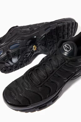 Buy Nike Black Air Max Plus Sneakers For Men Online Ounass Oman