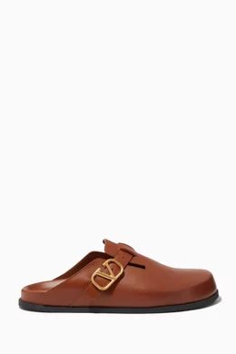 Buy Valentino Garavani Color Valentino Garavani VLOGO Sabots in Leather For Men Online Ounass Oman