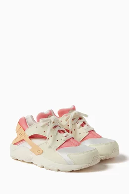 Buy Nike Pink Huarache Run Sneakers in Textile Leather For Girls Online Ounass Oman