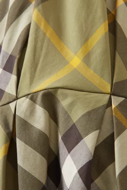 Buy Burberry Green Pleated Check Dress in Cotton For Girls Online | Ounass  Oman