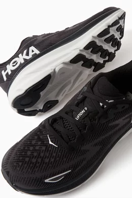 Hoka pub clearance