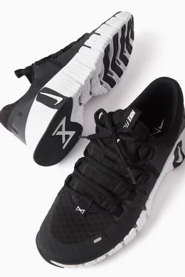 Buy Nike Black Free Metcon 5 Sneakers For Women Online Ounass Oman
