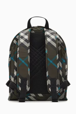 Buy Burberry Black Shield Check Backpack For Men Online  display picture 2
