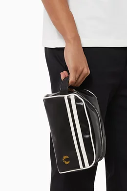 Fred perry toiletry bag clearance