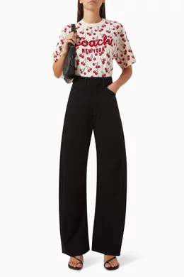 コーチ Cherry Cursive Cropped T Shirt In Organic Cotton Cherry Print Cursive Signature Cropped T-Shirt In Organic