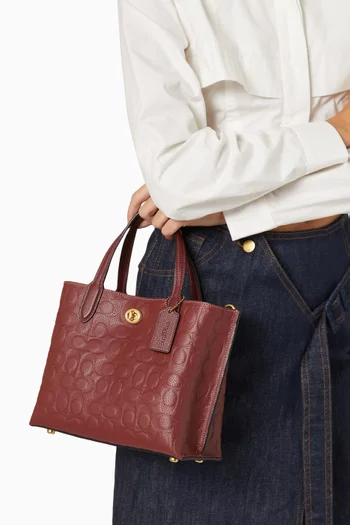 Willow 24 Tote Bag in Signature Leather