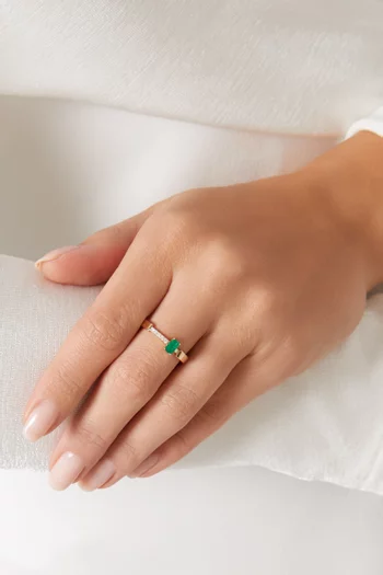 Emerald & Diamond Ring in 14kt Gold