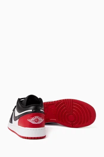 Junior Air Jordan 1 Low Sneakers in Leather
