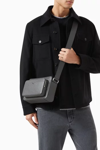 V-line Reporter Crossbody Bag in Leather